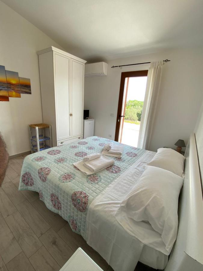 Molti Mari B&B Resort オルビア エクステリア 写真