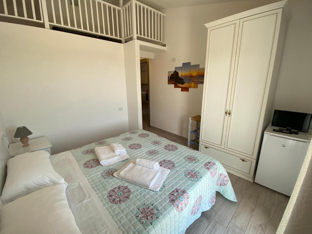 Molti Mari B&B Resort オルビア エクステリア 写真